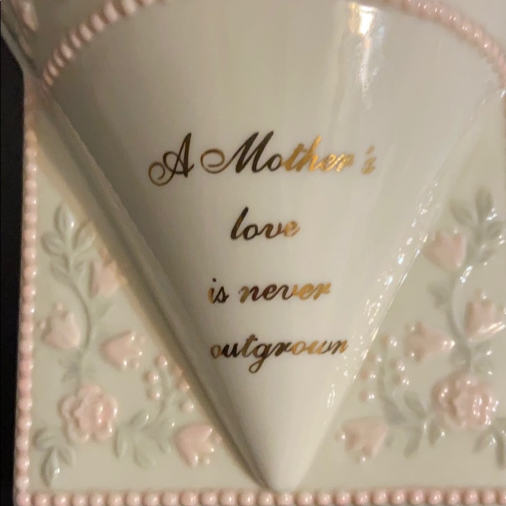 Unique Vase For Mom - Picture 2 of 7